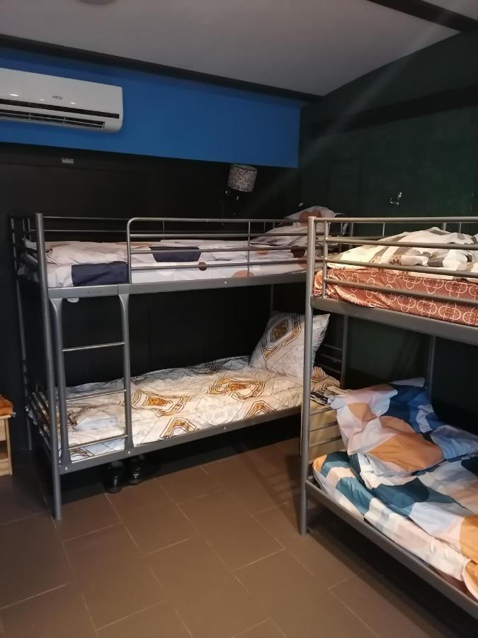 Hostel Pacific Ocean Czestochowa Exterior photo