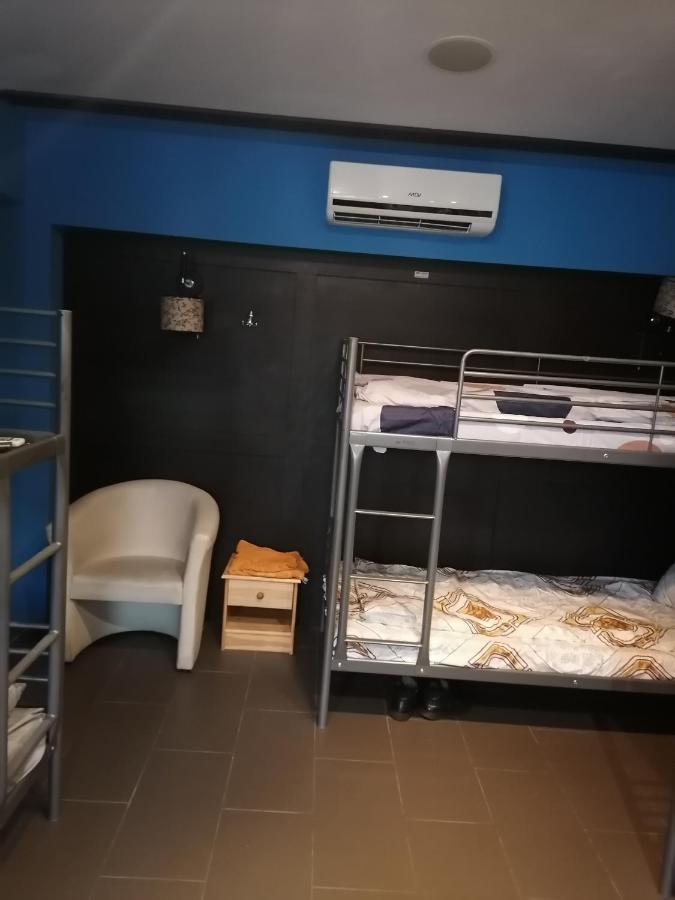 Hostel Pacific Ocean Czestochowa Exterior photo