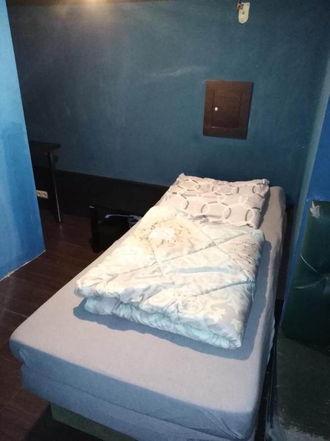 Hostel Pacific Ocean Czestochowa Exterior photo